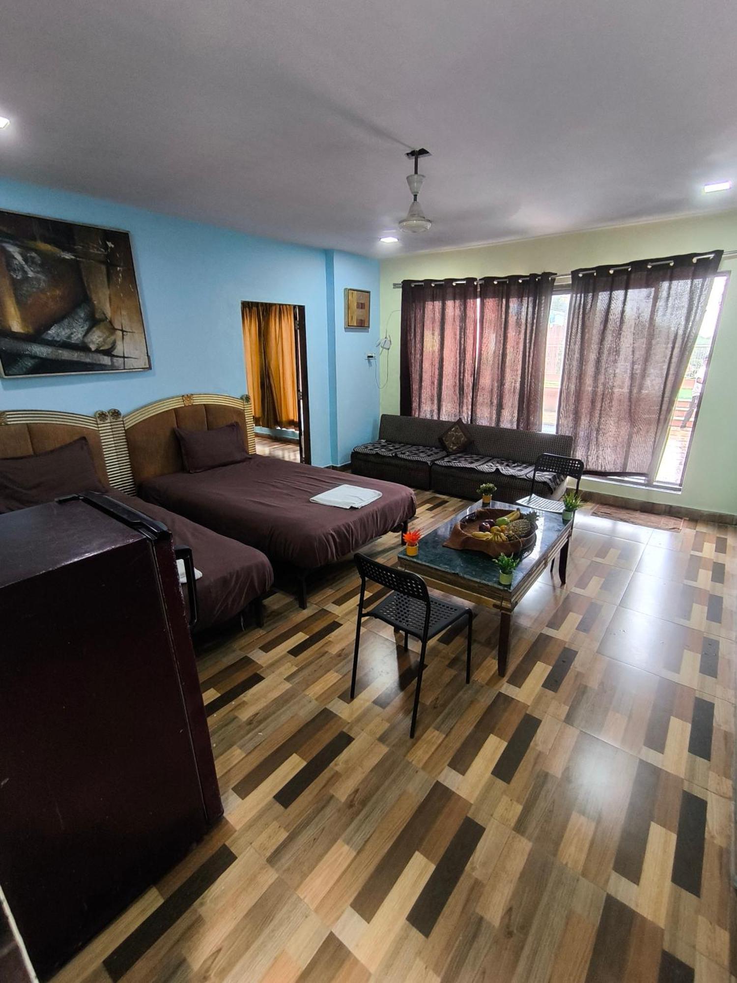 King Size Deck Villa Mumbai  Buitenkant foto